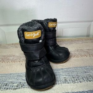 Cat & Jack Black Boots with Gray Lining